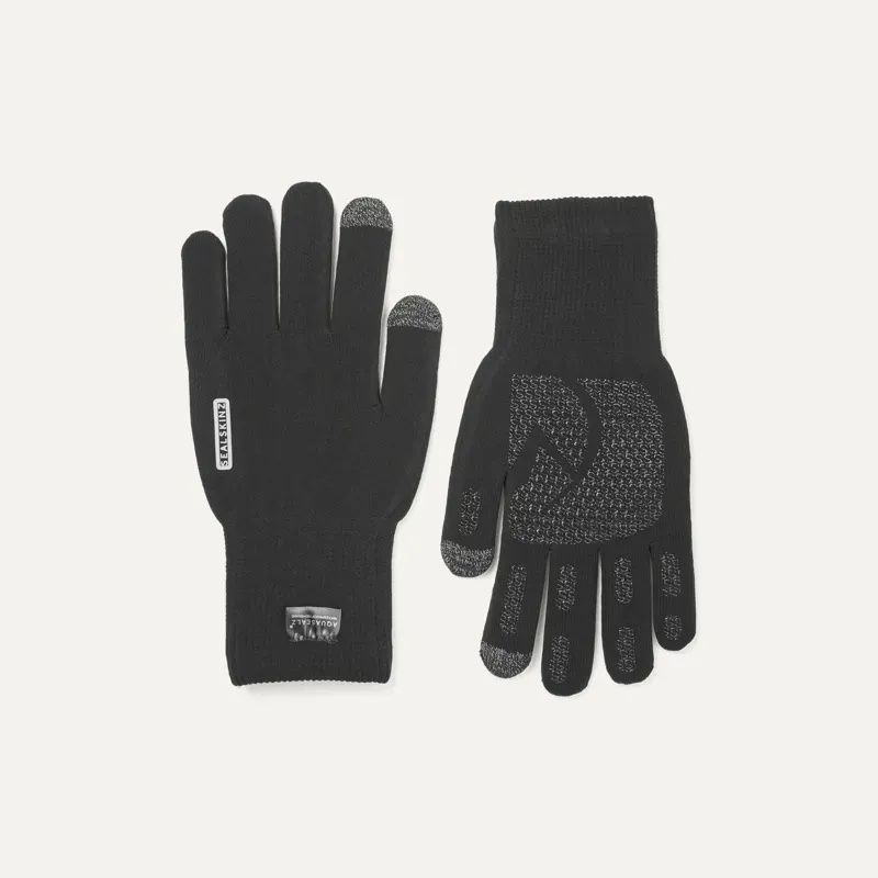 Sealskinz Anmer Gloves in Black