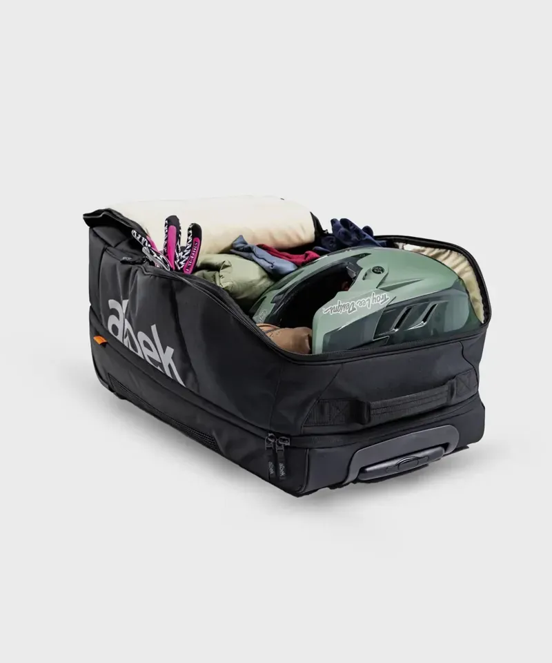 Albek Econo Haul Gear Bag in Covert Black-2