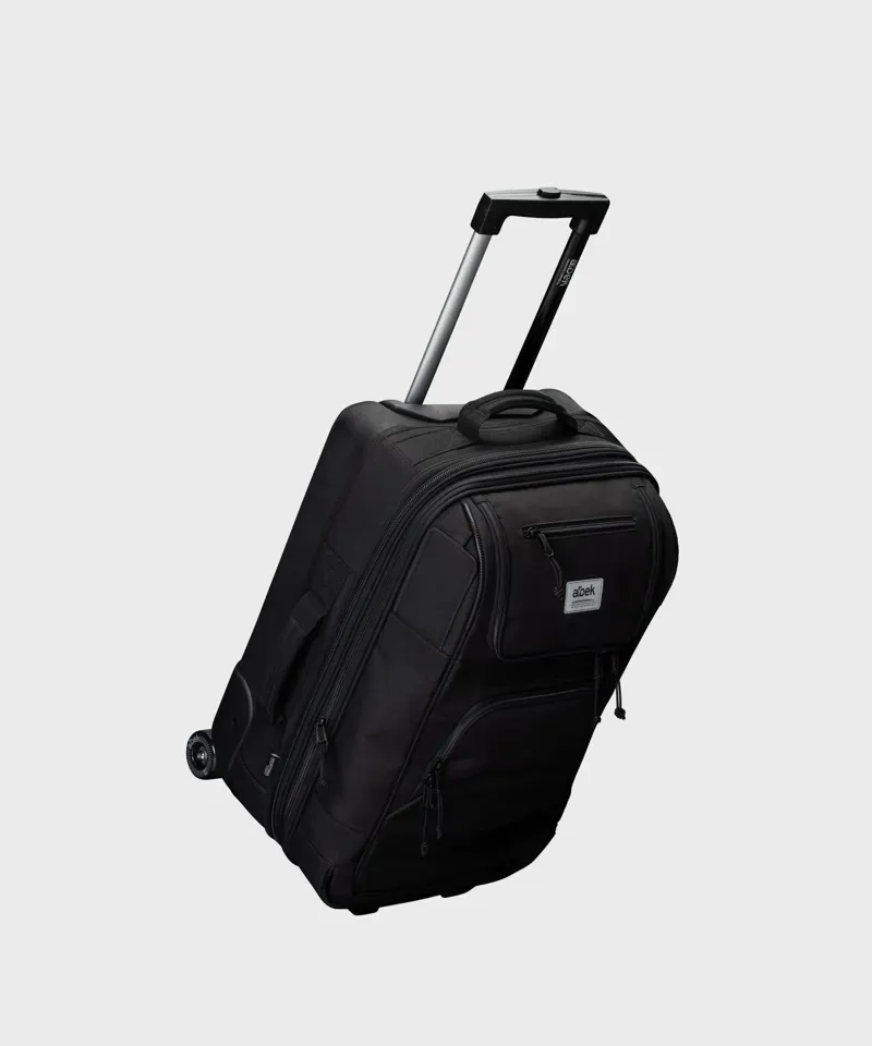 Albek Short Haul Bag in Covert Black-1