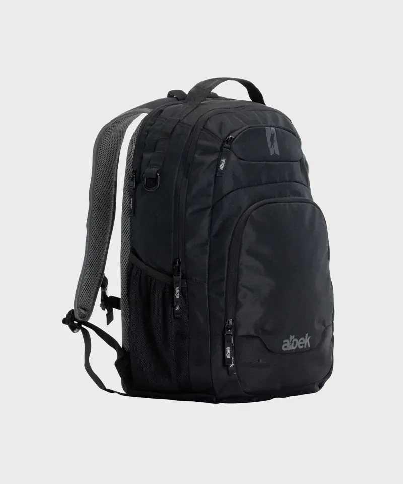 Albek Whitebridge Backpack in Covert Black