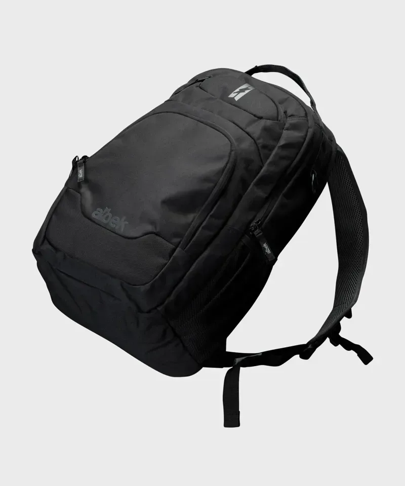 Albek Whitebridge Backpack in Covert Black-2