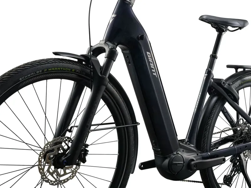 Giant AnyTour E+ 4 LST Electric Commuter Bike in Cold Night-2