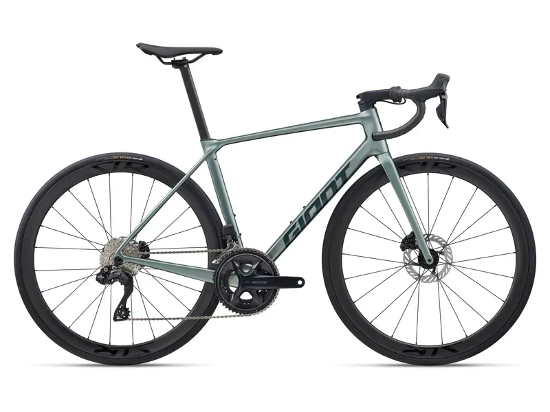 Giant TCR Advanced 0 Pro Compact Road Bike in Alpine Green