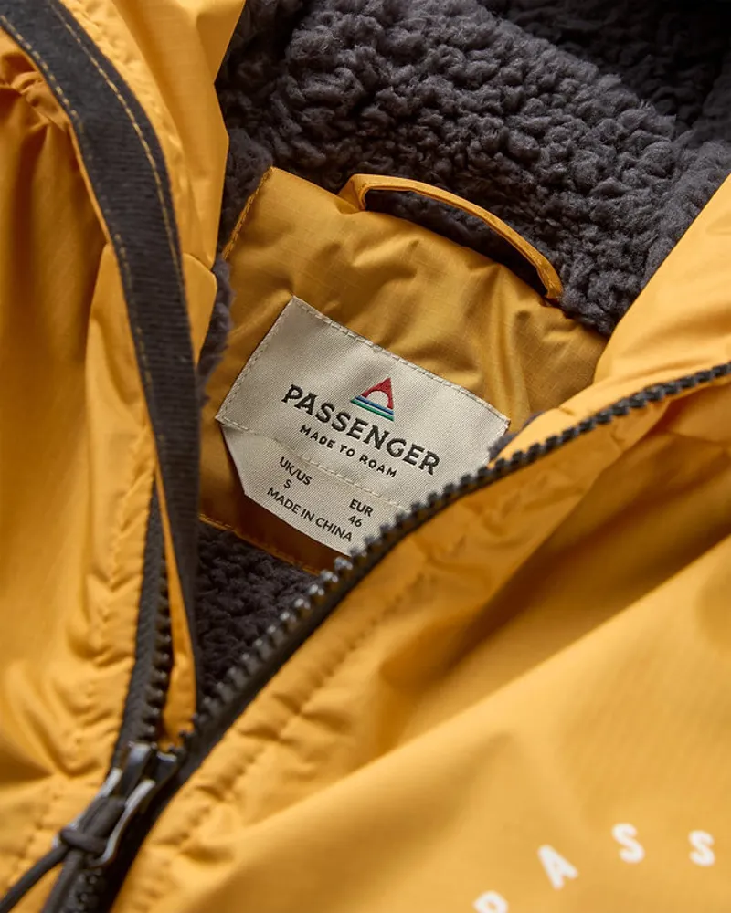 Passenger Escapism Sherpa Lined Changing Robe - Spruce Yellow Outdoor Wear-4