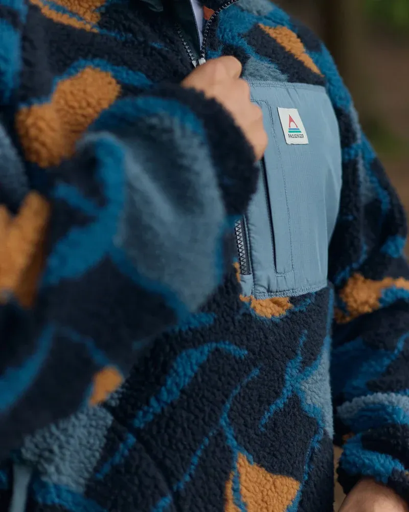 Passenger Men's Offroad Recycled Sherpa 1/2 Zip Fleece Sustainable Adventure Layer-2