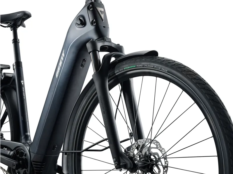 Giant NewTour E+ 2 LST 25kmh Cold Night - Comfortable Electric Touring Bike-4