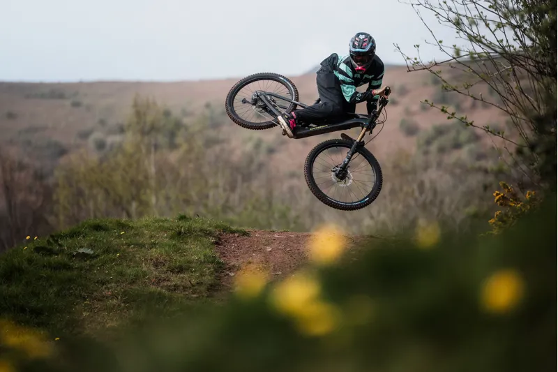 ORBEA Wild Lt M20 Magic Gold C 2027 View Matt - Titan Gold-4
